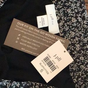 J. Jill fit size s NWT  skort w/ rib on hem